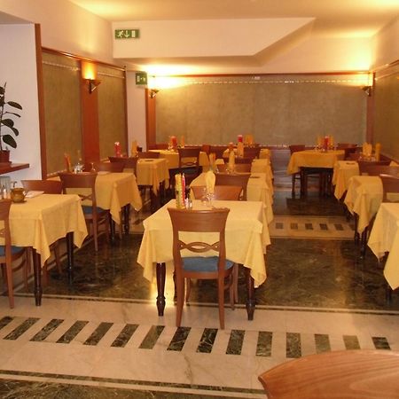 Hotel Centrale San Pellegrino Terme Kültér fotó