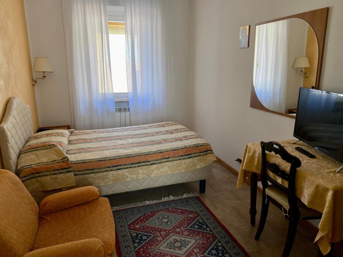 Hotel Centrale San Pellegrino Terme Kültér fotó