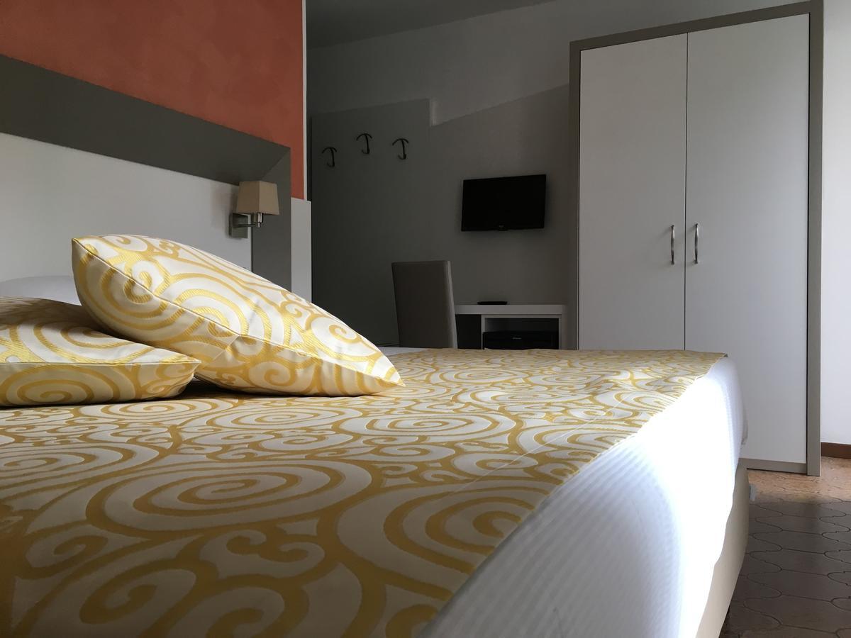 Hotel Centrale San Pellegrino Terme Kültér fotó