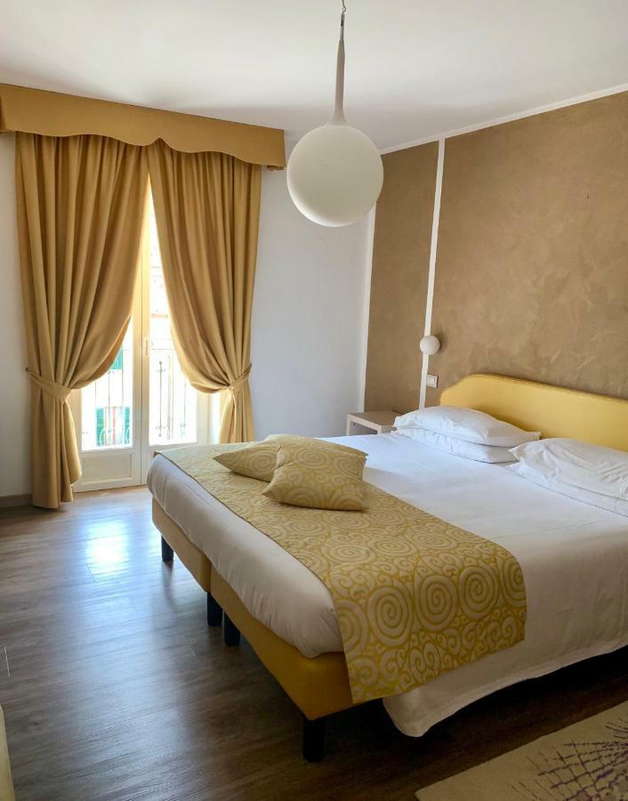 Hotel Centrale San Pellegrino Terme Kültér fotó
